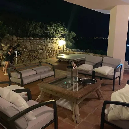 I Massi 2 Con Terrazze Nel Villaggio Piras Tatil Evi