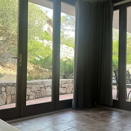I Massi 2 Con Terrazze Nel Villaggio Piras La Maddalena