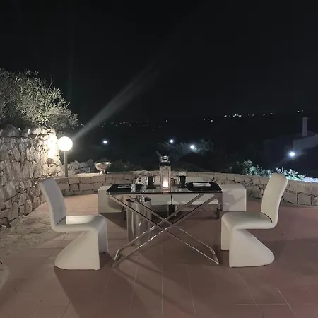 I Massi 2 Con Terrazze Nel Villaggio Piras Nyaraló